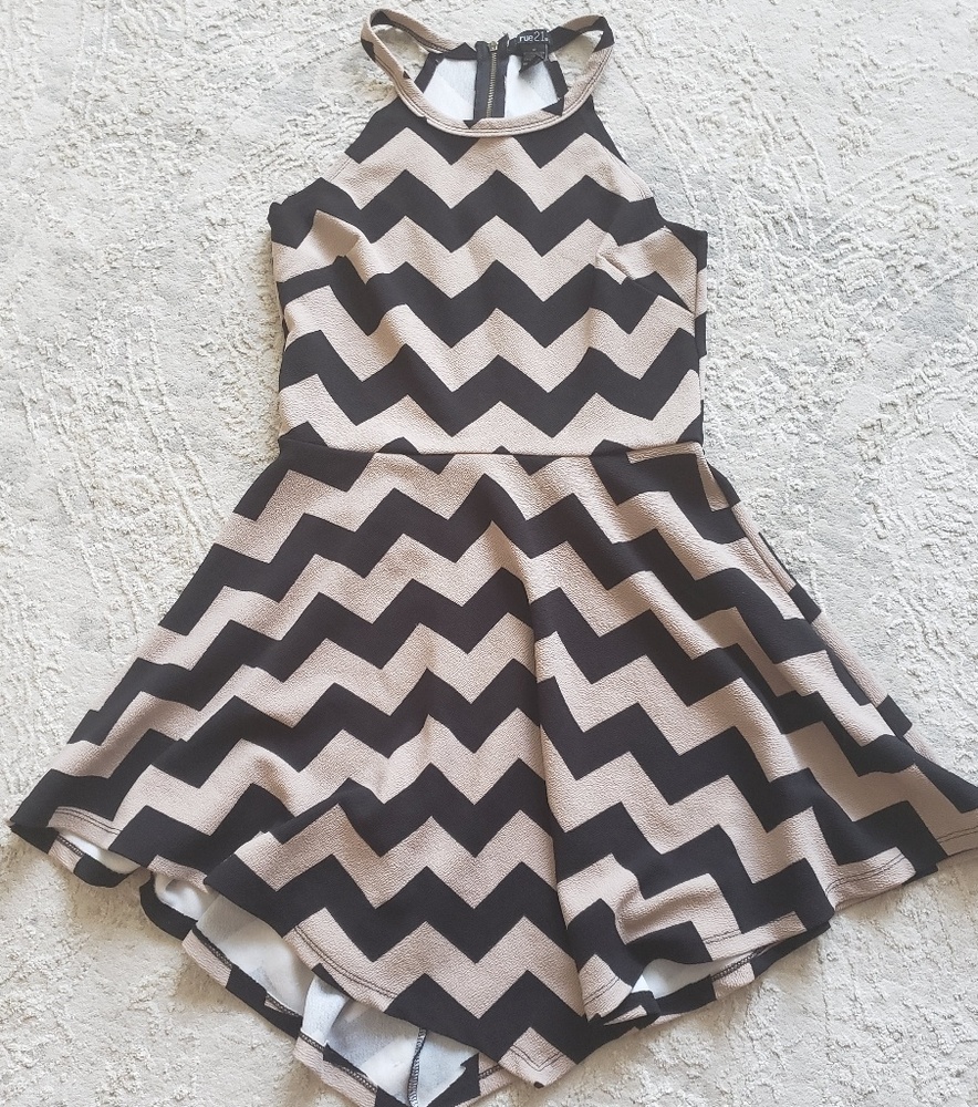 Rue 21 Chevron Black and beige Dress